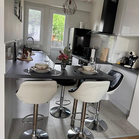Appartement Chaleureux Et Spacieux T3 Limoges Esterno foto